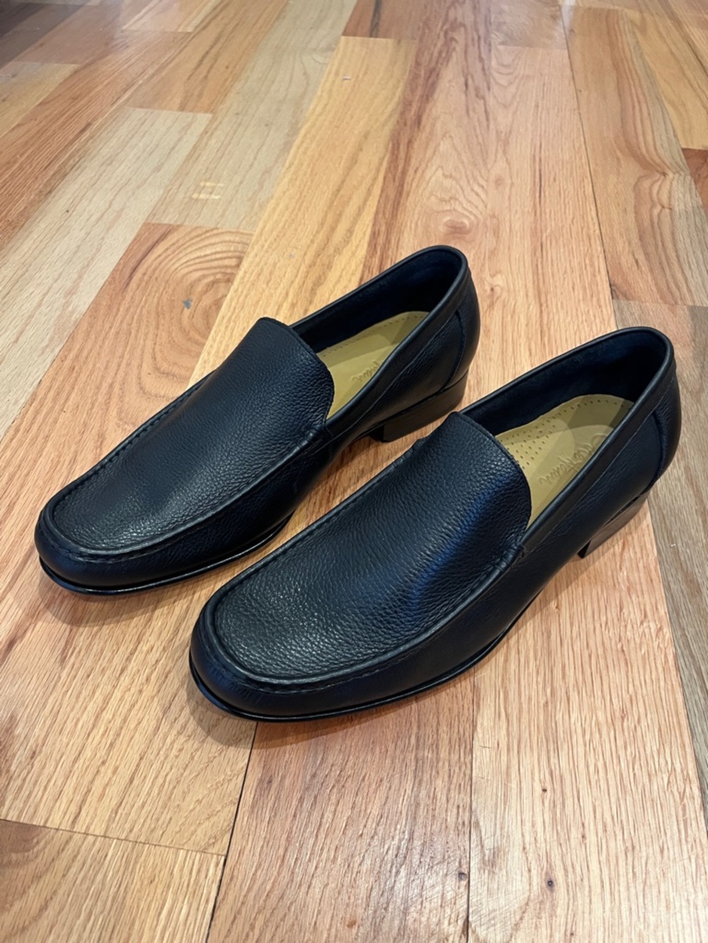 Men's Black Leather Slip-On Dress Loafers